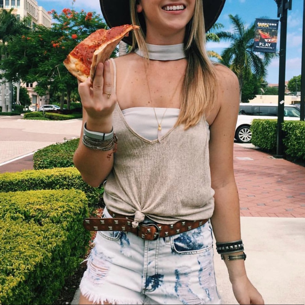 LF Choker Top